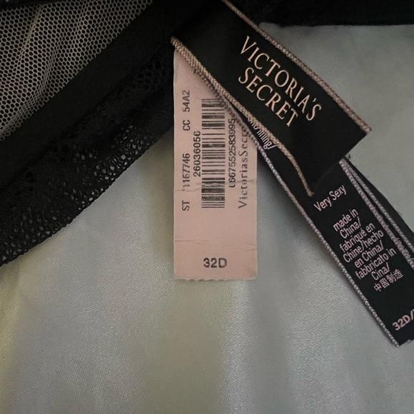 victoria secret corset size 32D - Picture 4 of 4